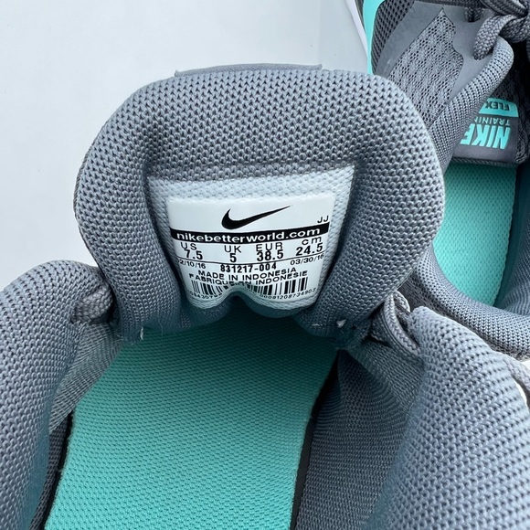 Size 7.5 - Womens Nike Flex Trainer Gray - Picture 2 of 4